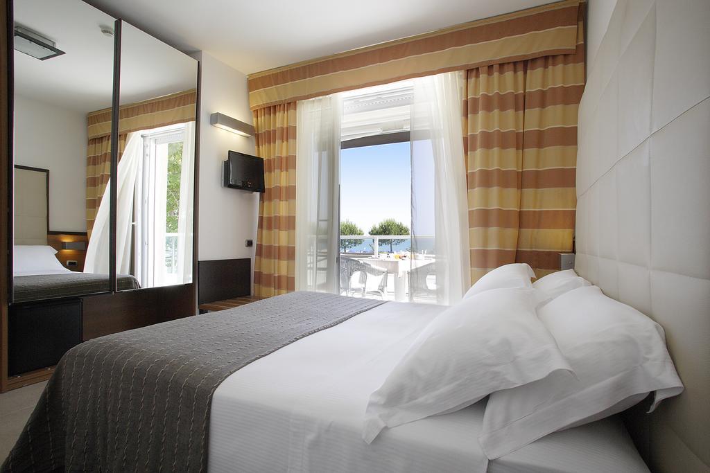 Park Hotel Ermitage Resort & Spa Jesolo Extérieur photo